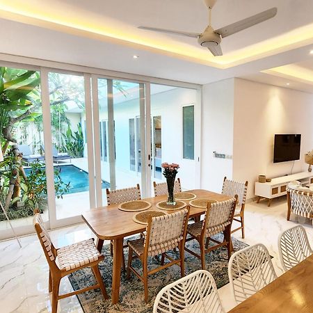 Villa Vana, Sitara Villa Group Seminyak Dış mekan fotoğraf