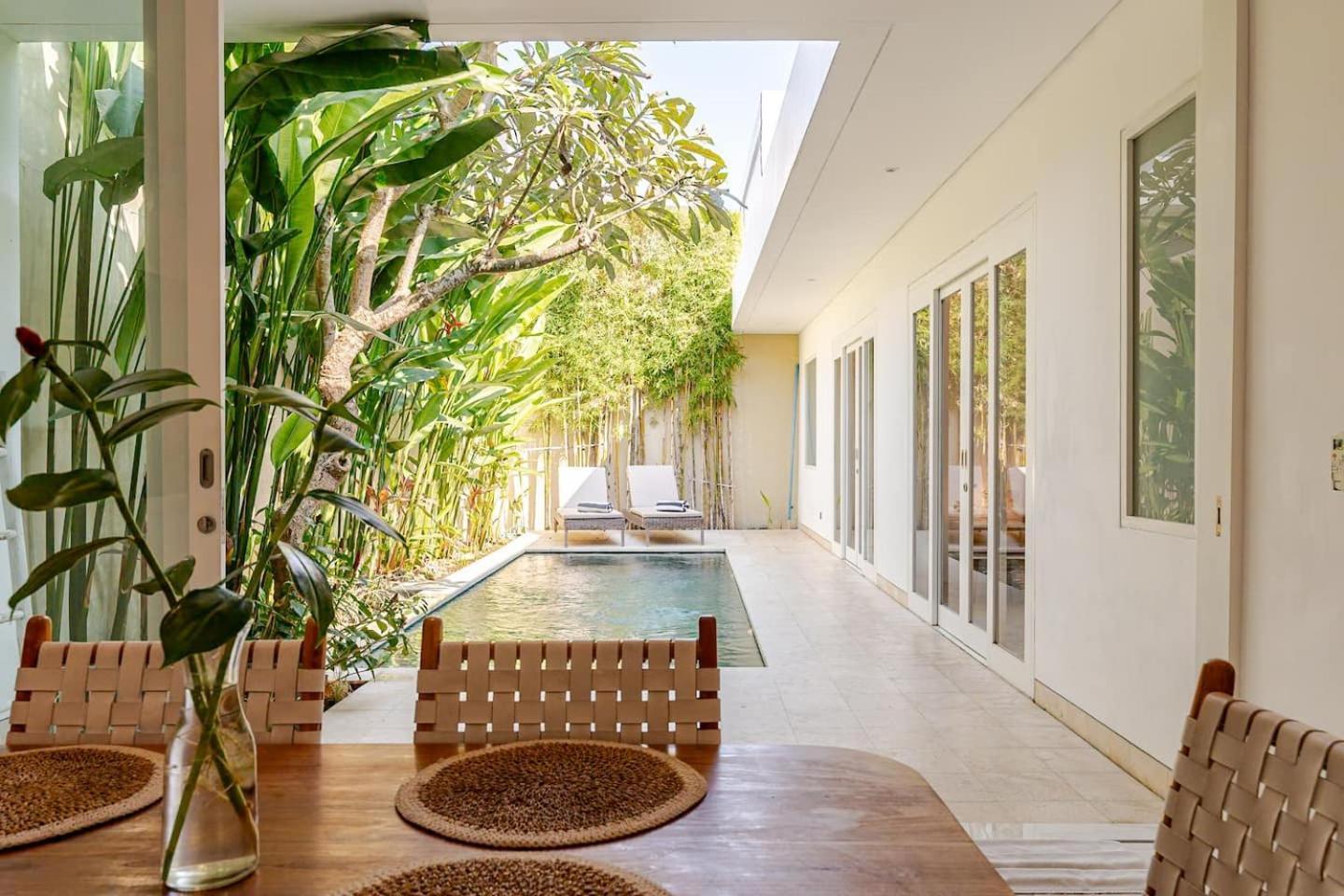 Villa Vana, Sitara Villa Group Seminyak Dış mekan fotoğraf